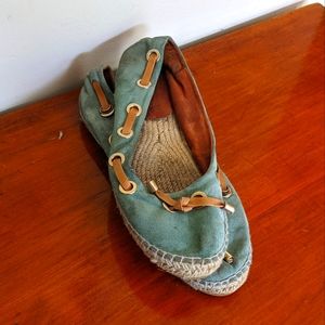 maypol flats espadrilles suede sage green NWOT 39